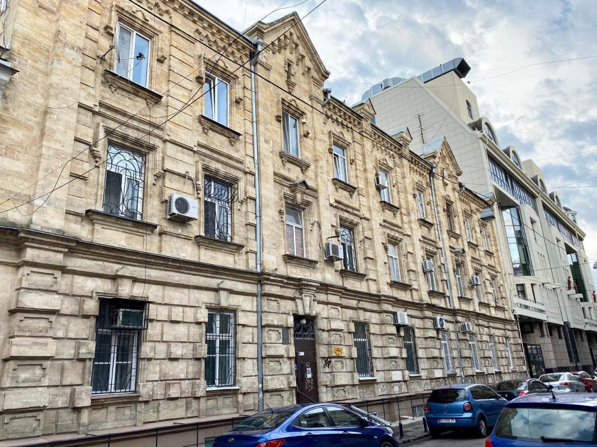 Old Town Apartments Lanzheron Beach Odessa Buitenkant foto